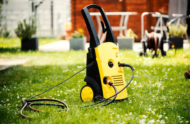 Best Animal Enclosure Cleaning  in Corona, CA